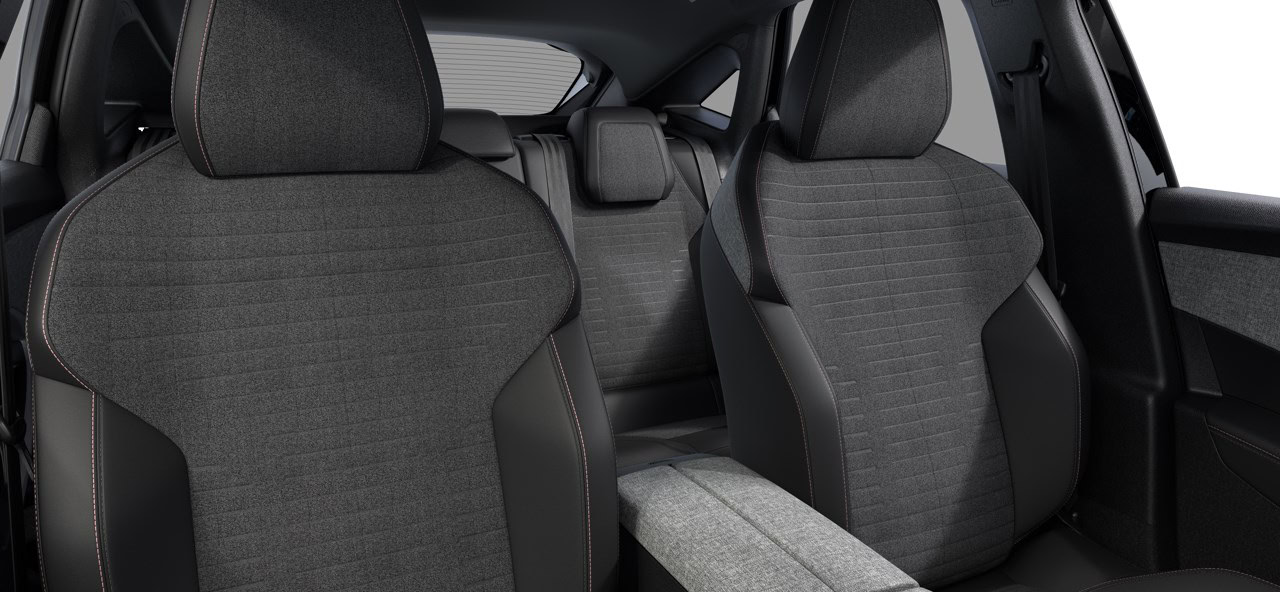 Peugeot e-3008 Allure Long Range 6