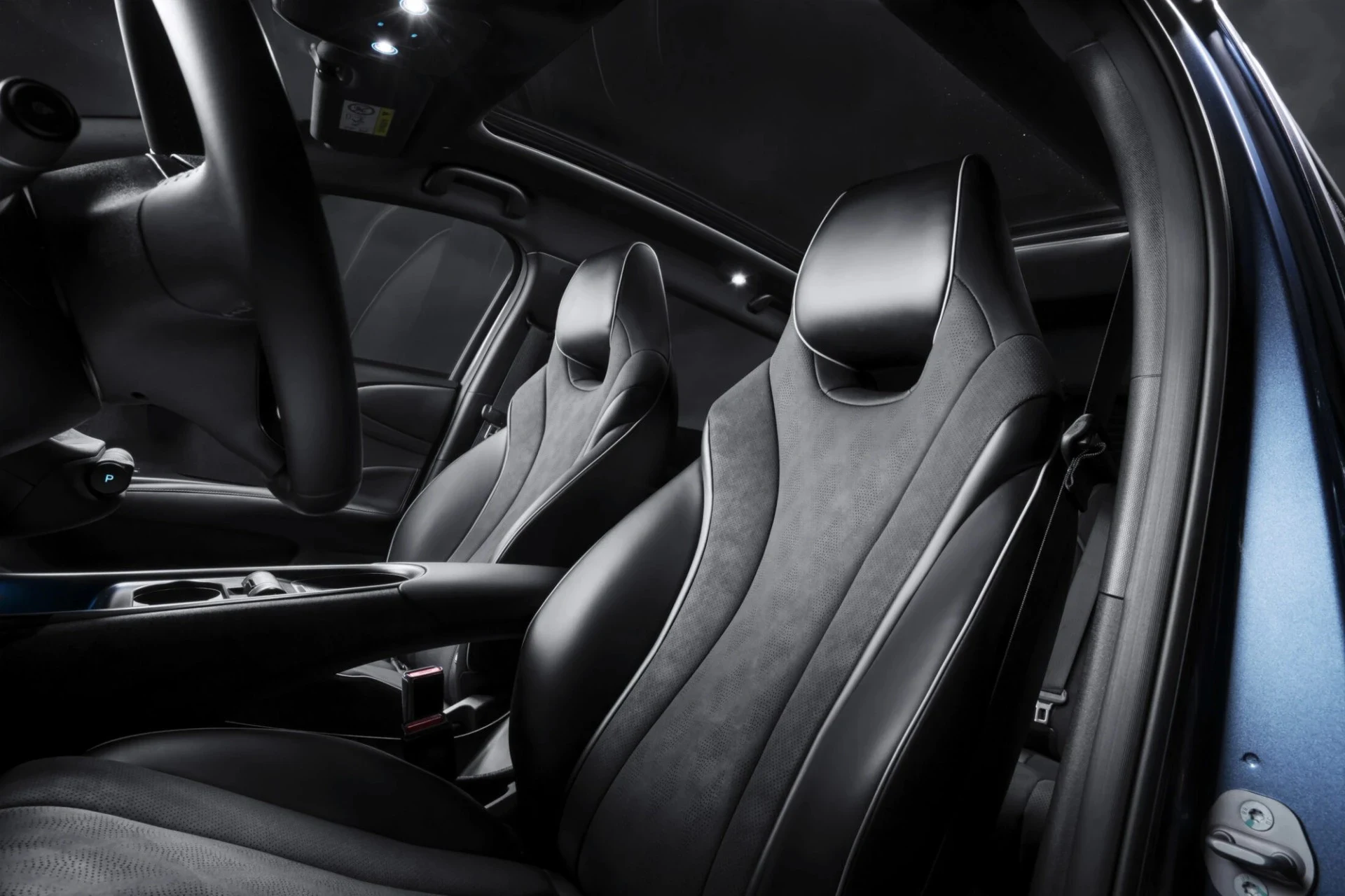 BYD Dolphin Comfort 13