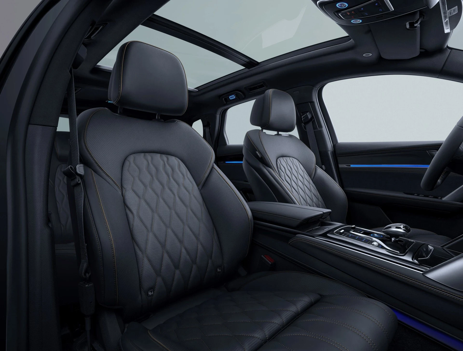 BYD Tang 4x4 Long Range Flagship 10