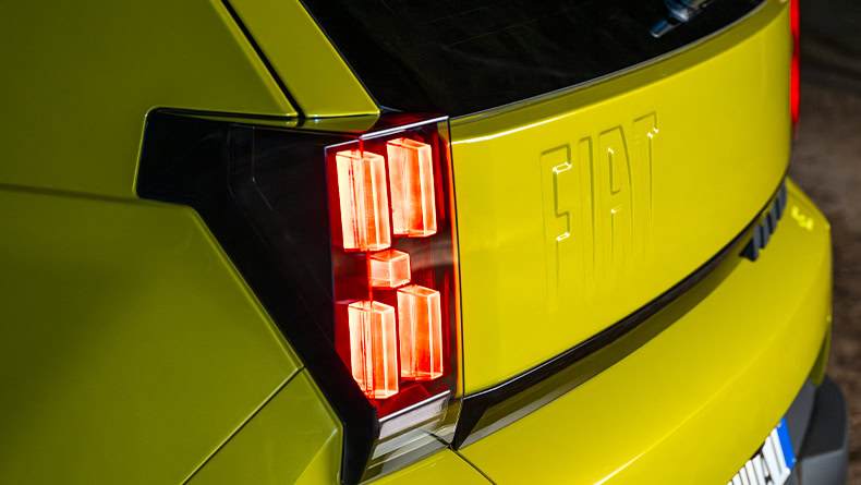 Fiat Grande Panda La Prima 6