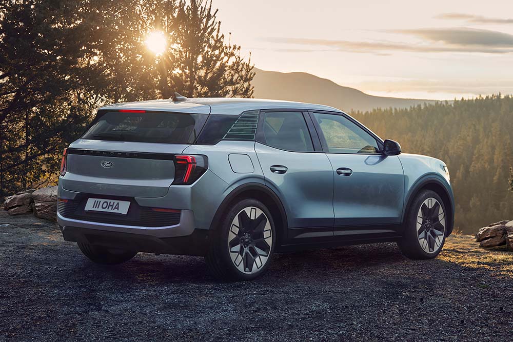 Ford Explorer EV Select RWD Extended Range 12