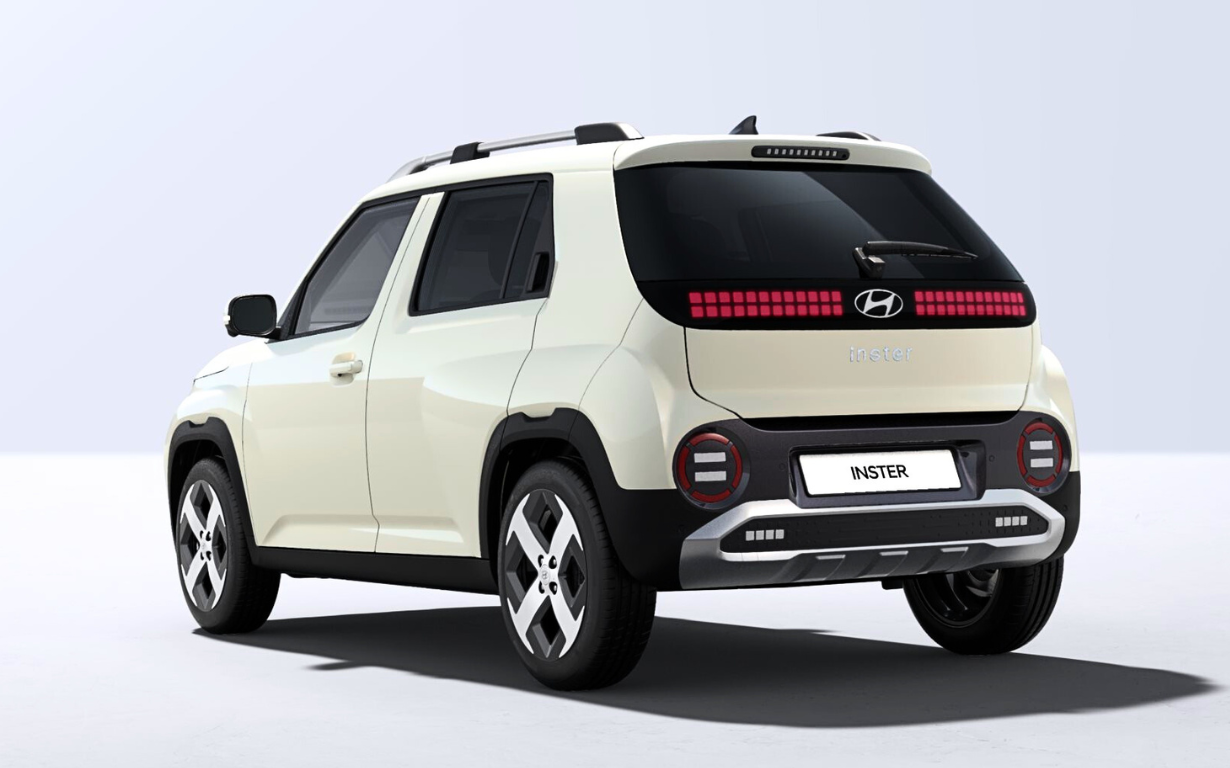 Hyundai INSTER Premium Long Range FWD 3
