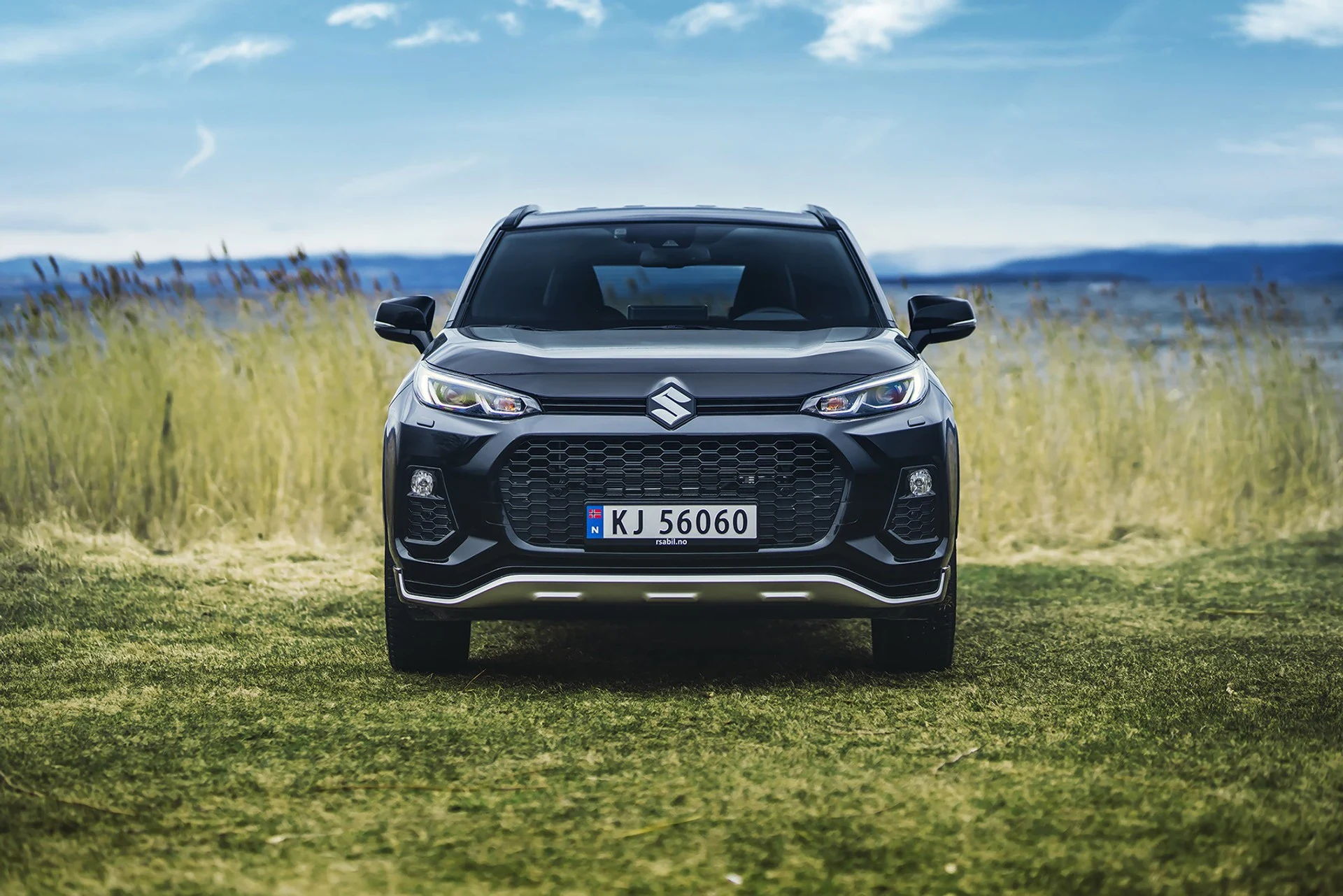 Suzuki ACROSS 4x4 Plug-in Hybrid 13