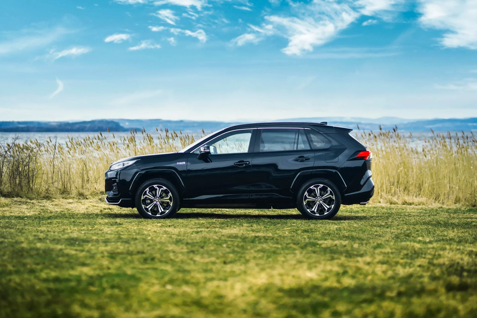 Suzuki ACROSS 4x4 Plug-in Hybrid 12