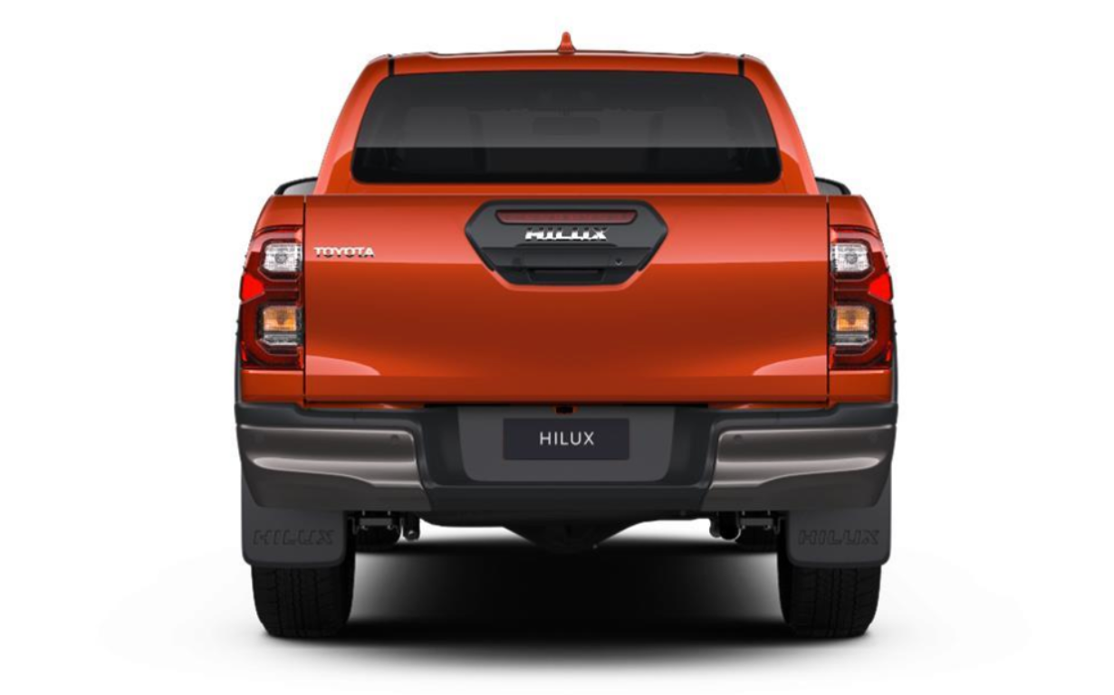 Toyota Hilux SR+ Invincible X 5