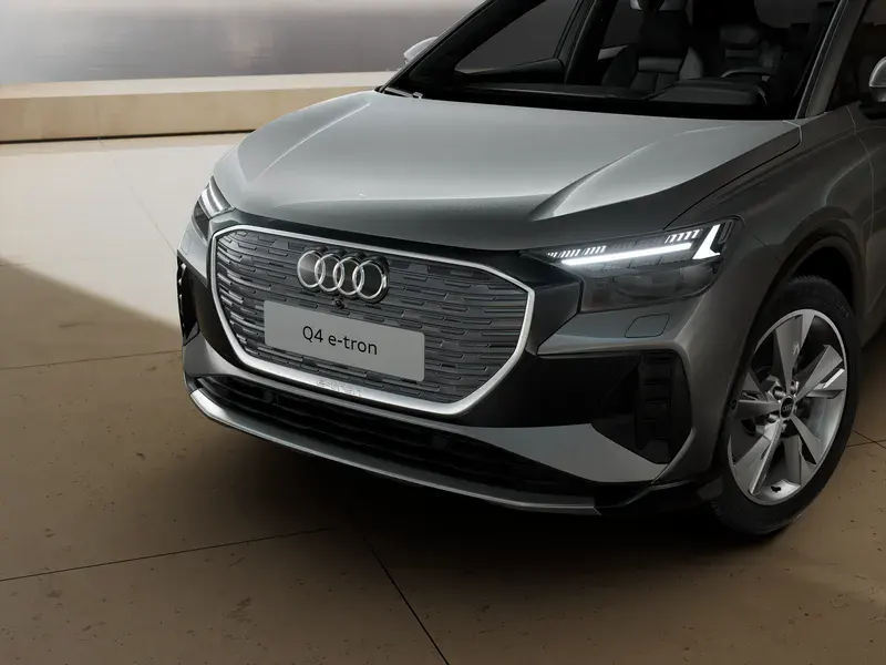 Audi Q4 S line Pro e-tron quattro 7