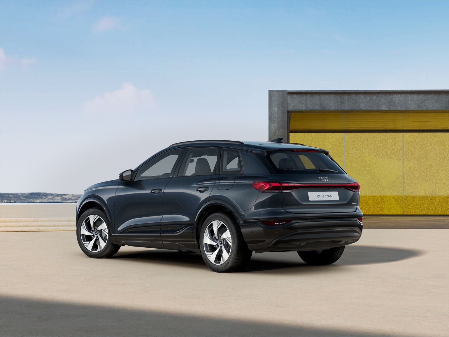 Audi Q6 e-tron quattro 5