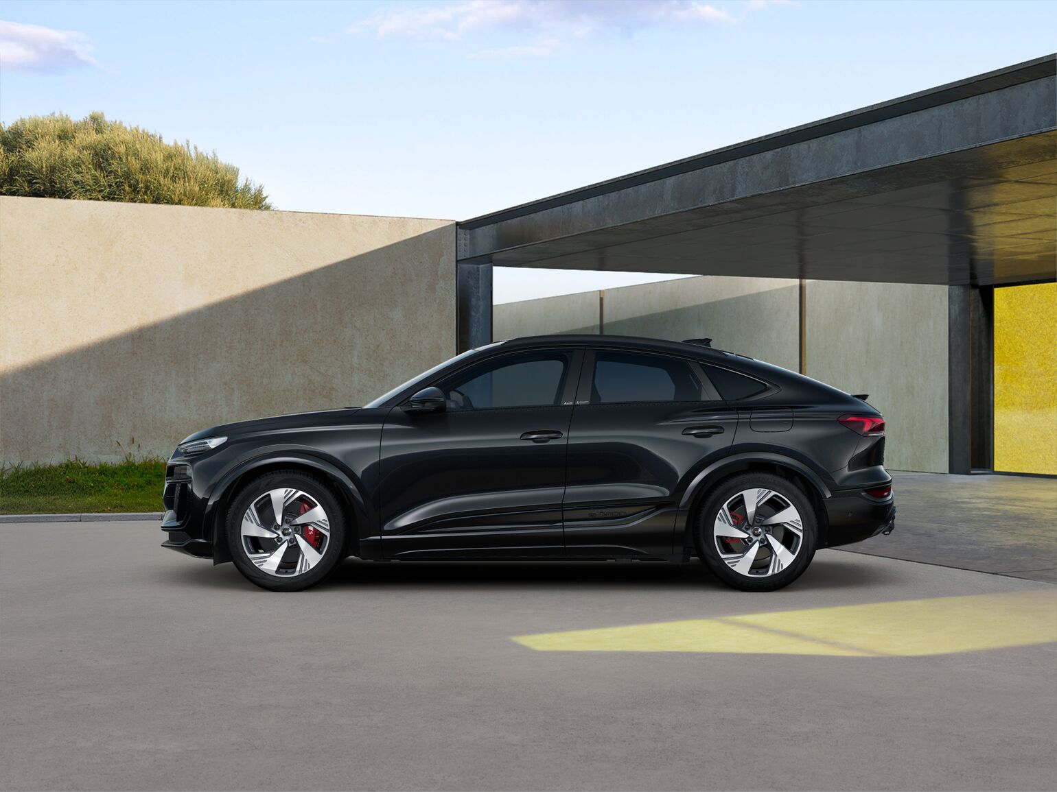 Audi SQ6 Sportback Black Edition e-tron quattro 2