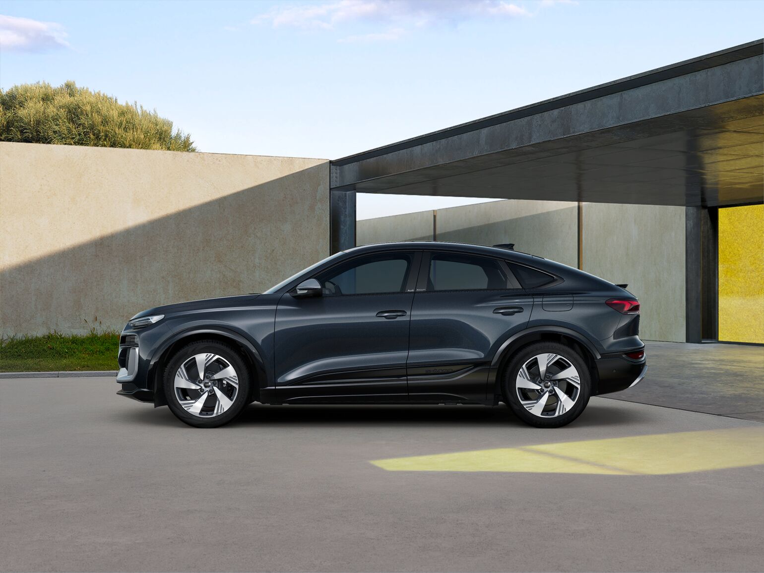 Audi SQ6 Sportback e-tron quattro 2