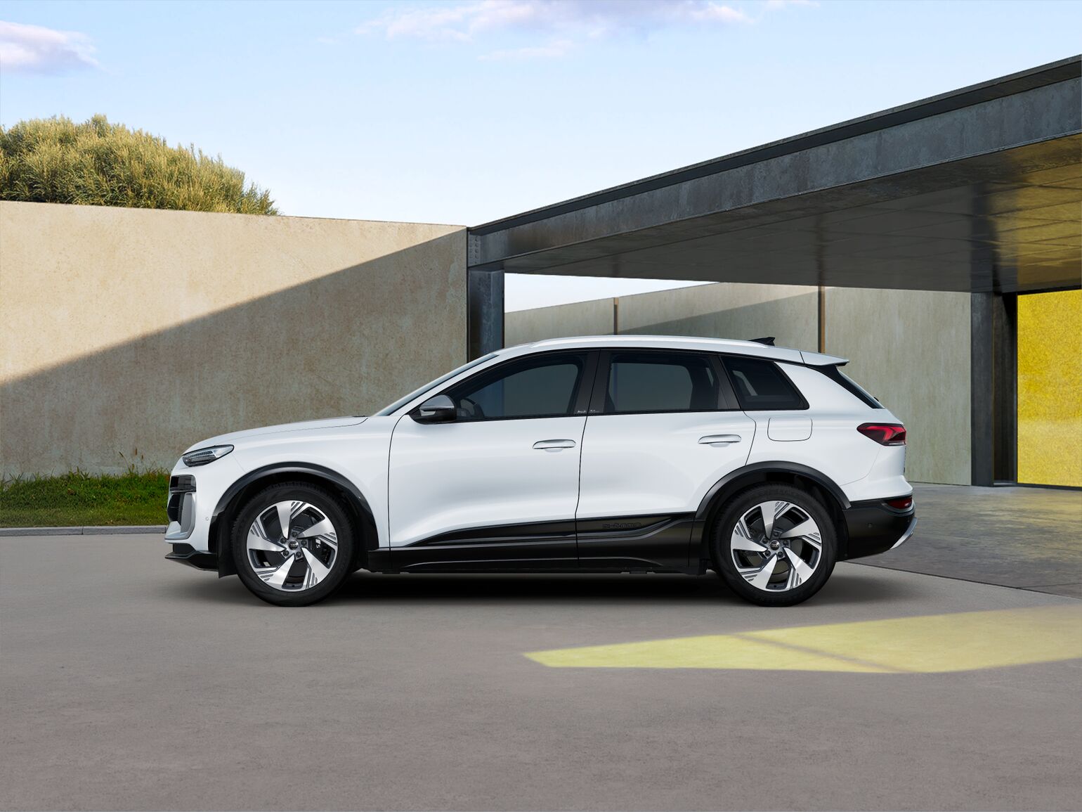 Audi SQ6 e-tron quattro 2