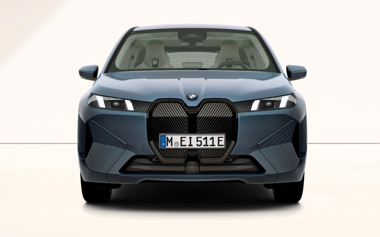 BMW iX M70 xDrive 5