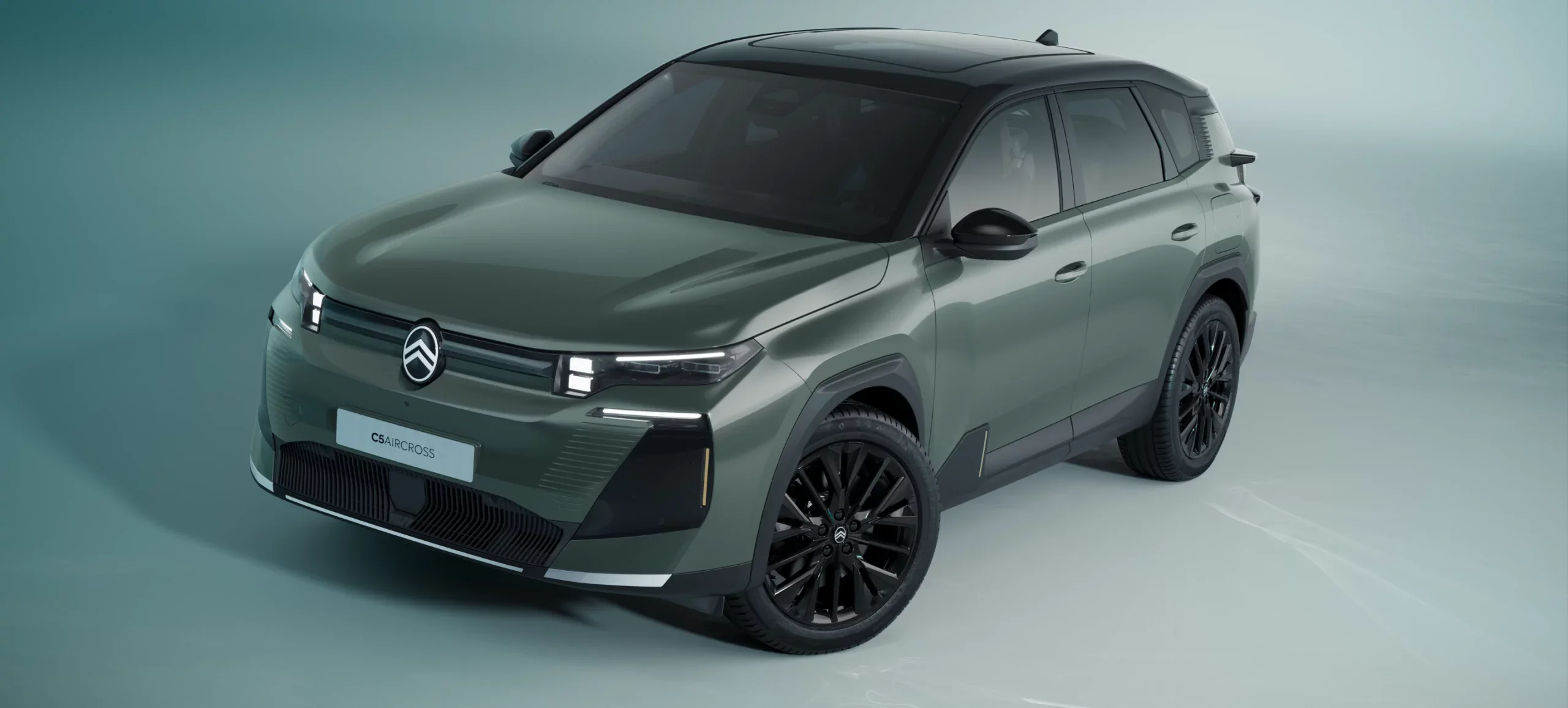 Citroën Ë-C5 Aircross PLUS SUV 15