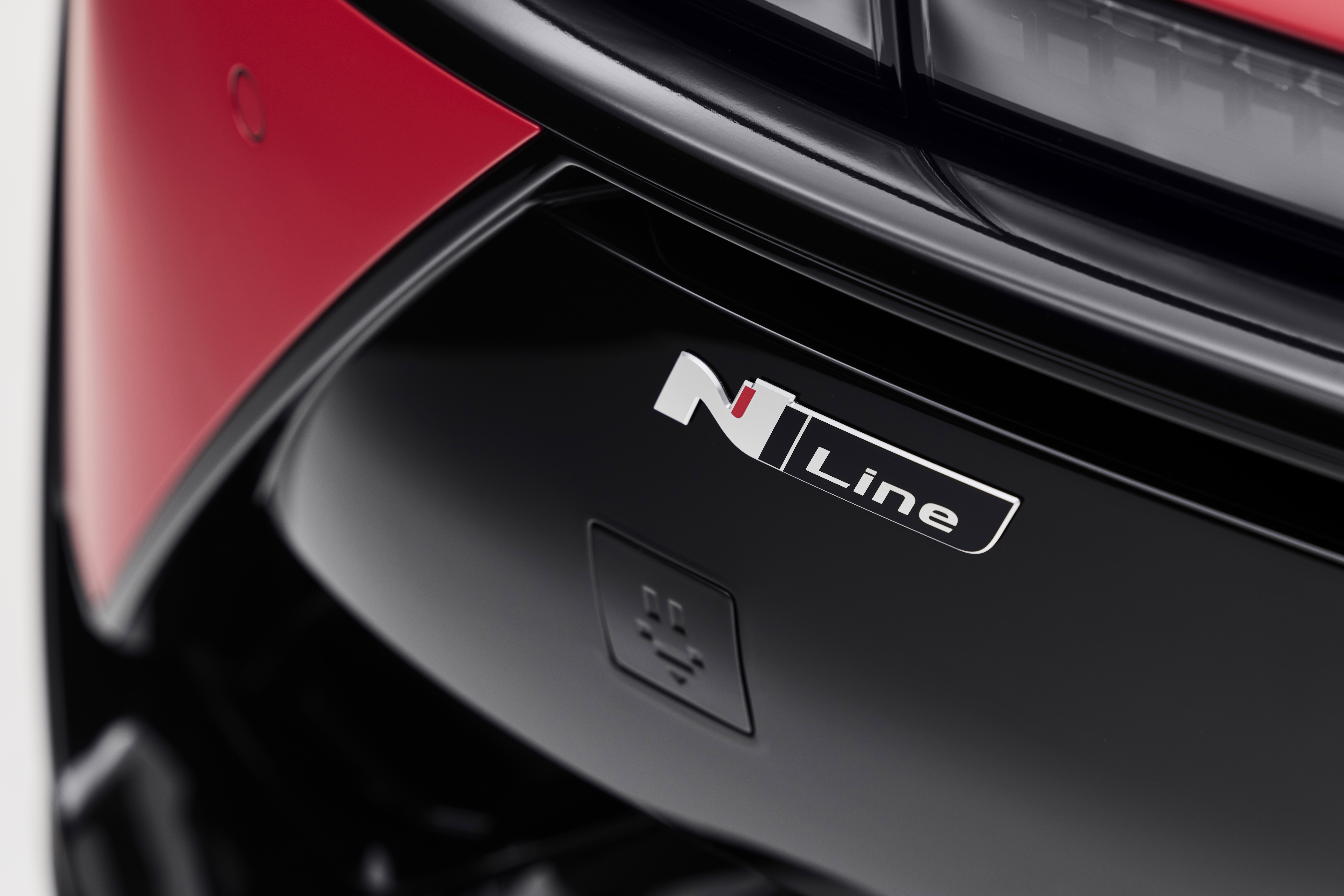 Hyundai IONIQ 3 Long Range 8