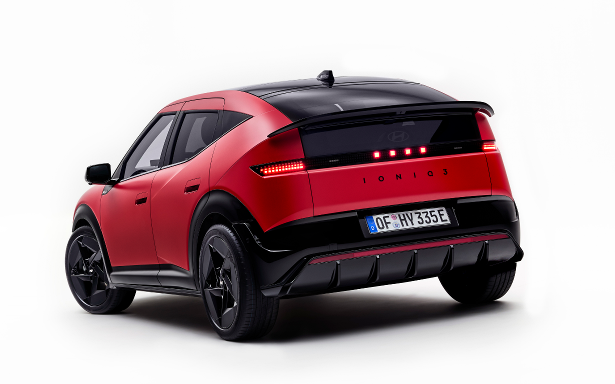 Hyundai IONIQ 3 — kompakt elbil med opptil 496 km rekkevidde