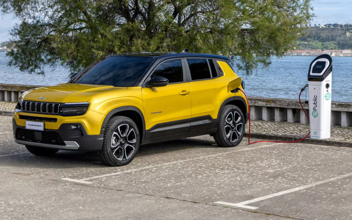 Jeep Avenger SUMMIT 5