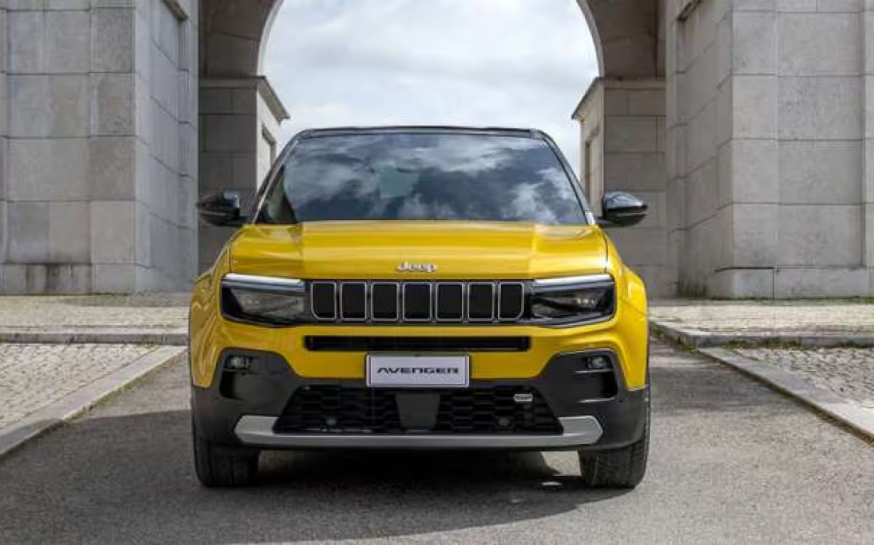 Jeep Avenger SUMMIT 6