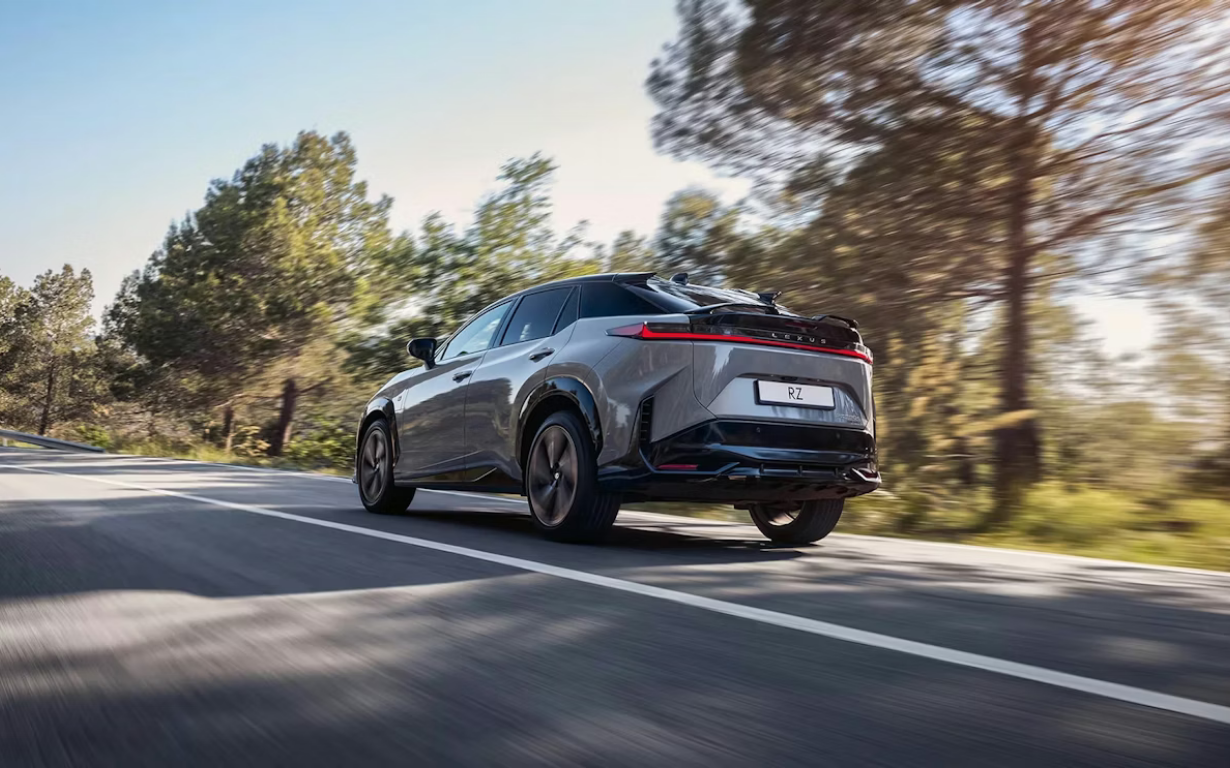 Lexus RZ 350E Executive 7