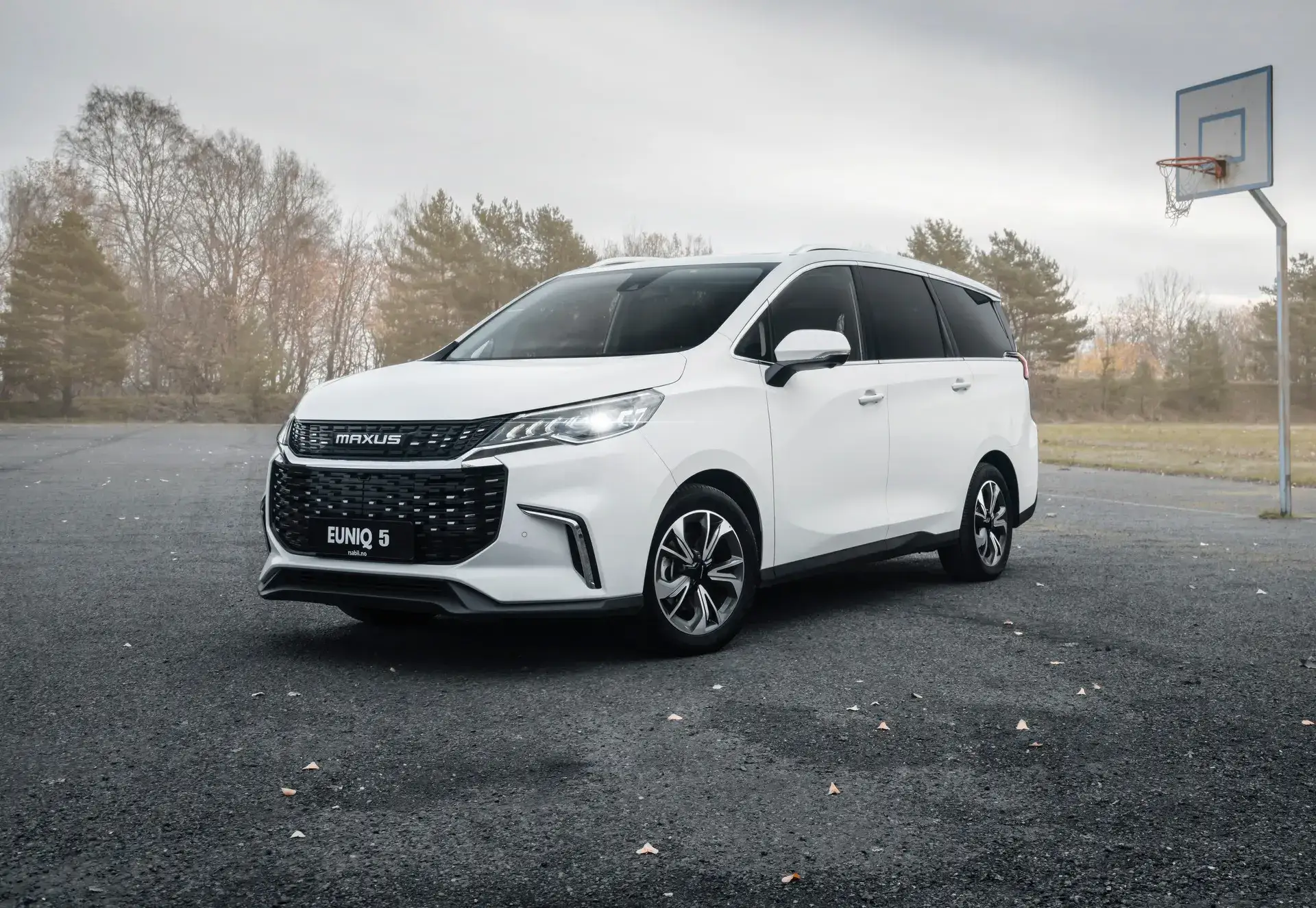 Maxus Euniq5 Executive 7-seter 6