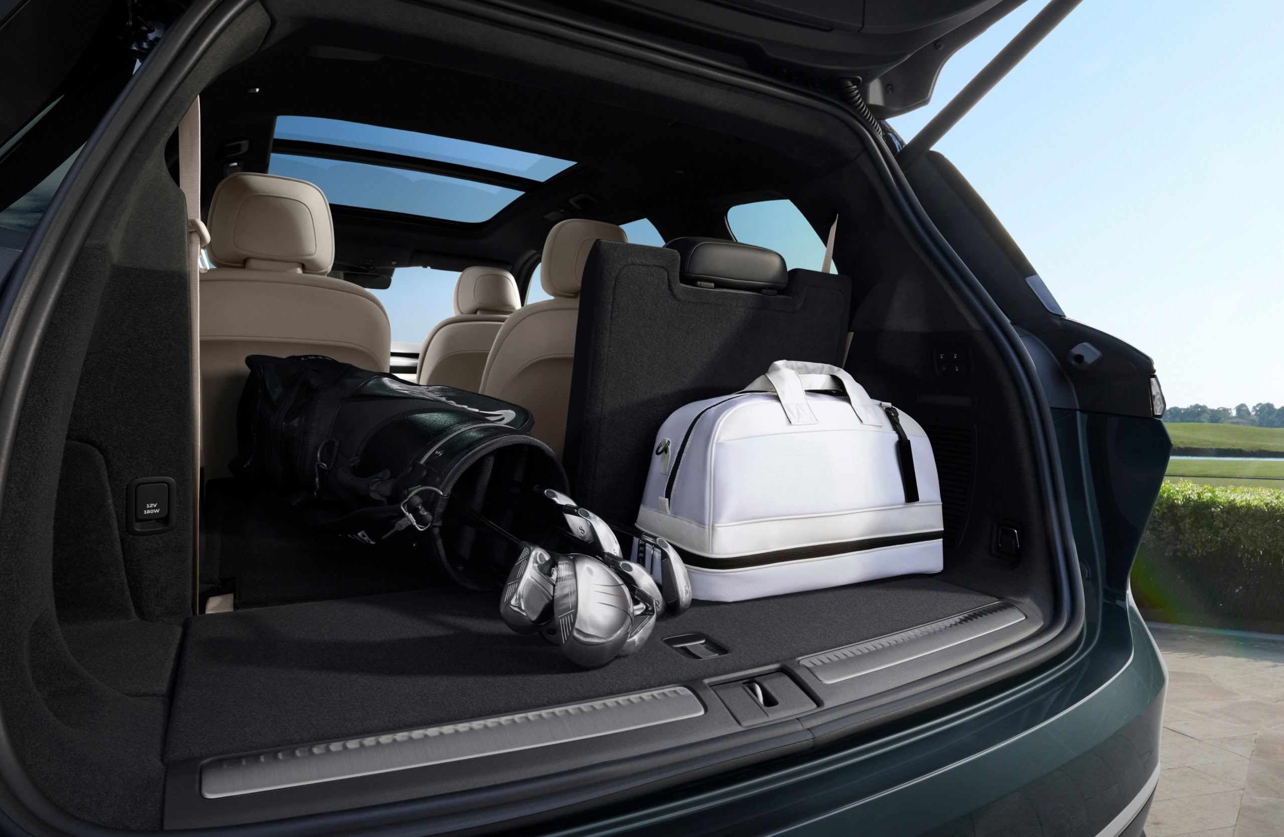 NIO EL8 Long Range 4