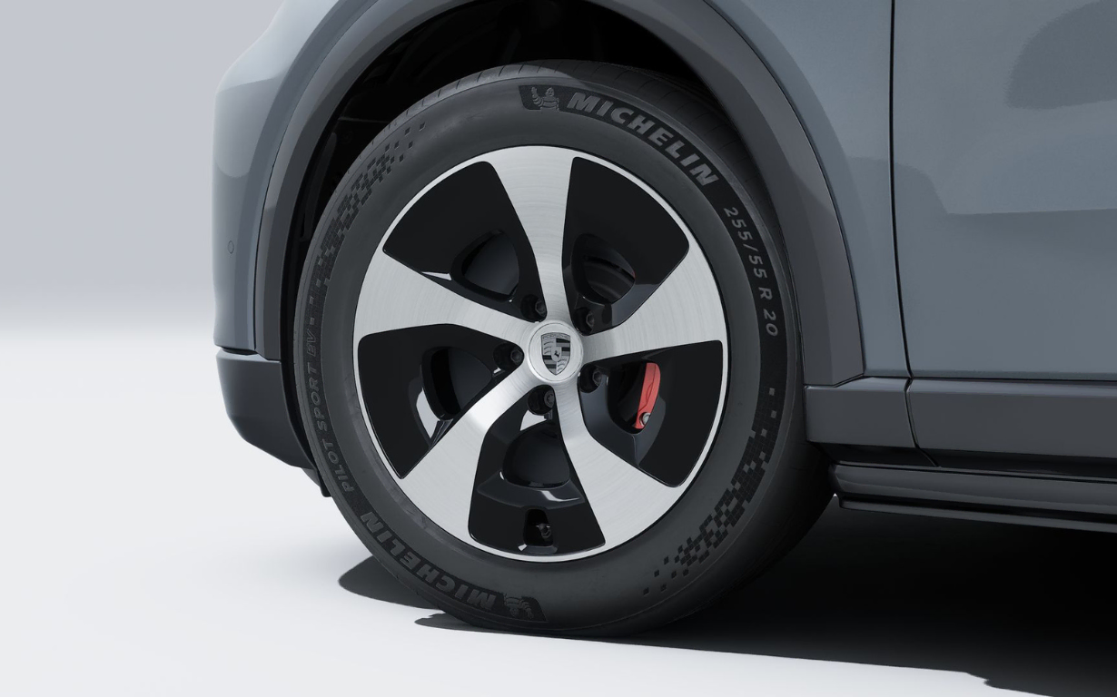 Porsche Cayenne S Electric 4