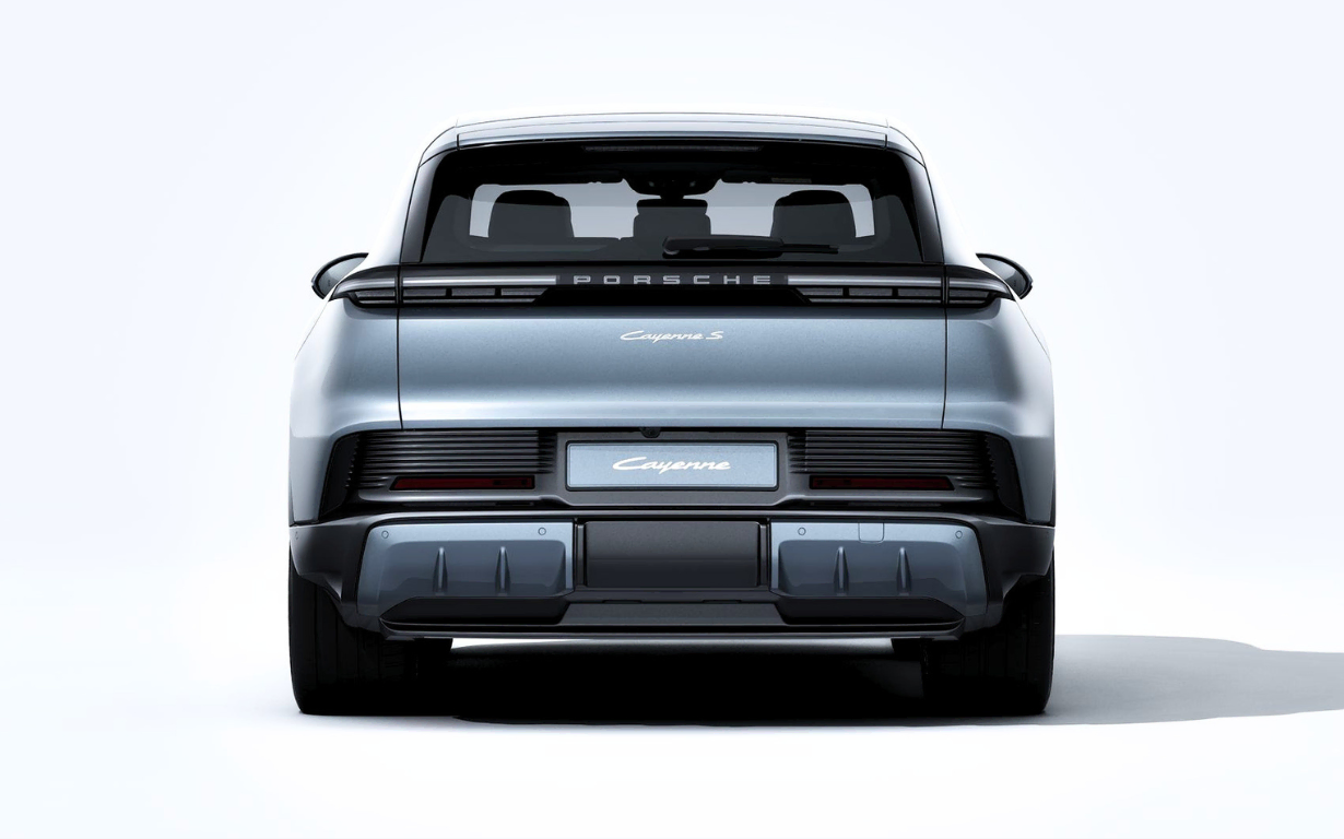 Porsche Cayenne S Electric 6