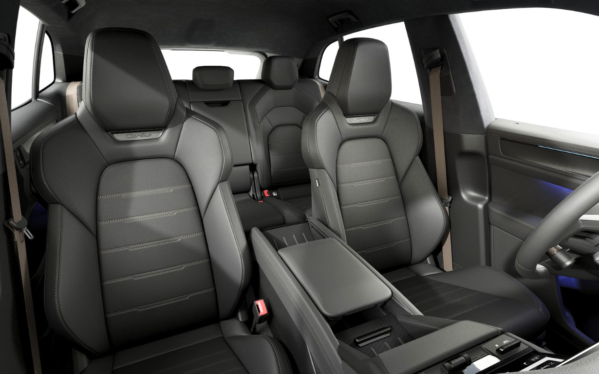 Porsche Cayenne Turbo Electric 8