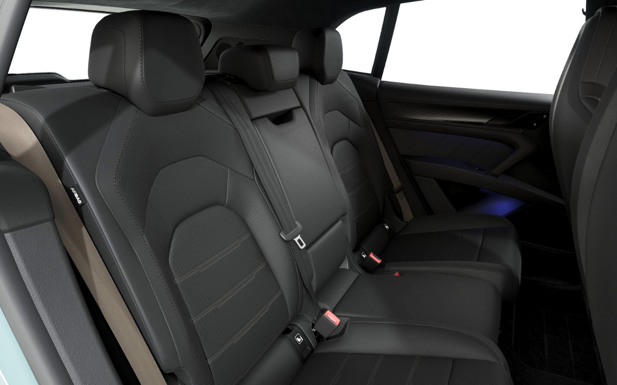 Porsche Cayenne Turbo Electric 9