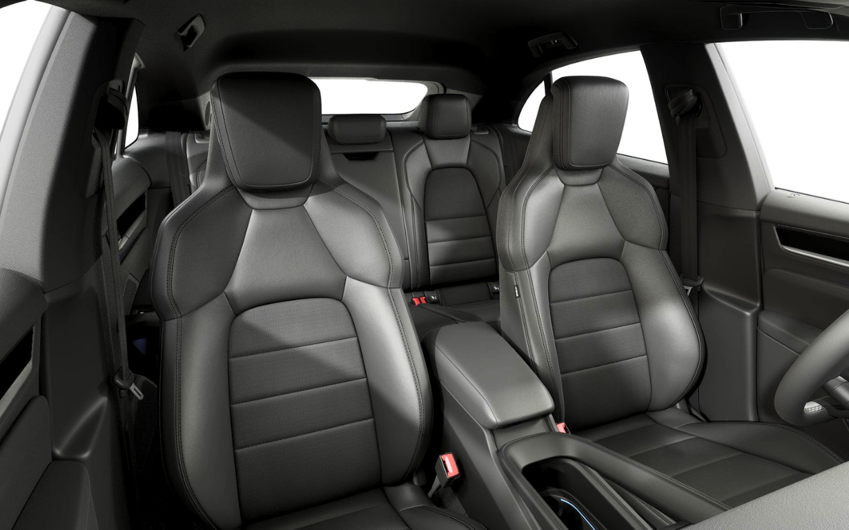 Porsche Macan 4 8