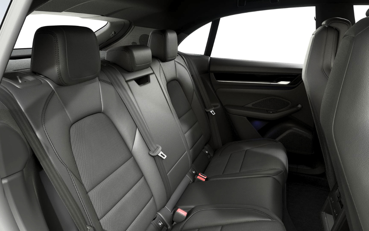 Porsche Macan 4 9