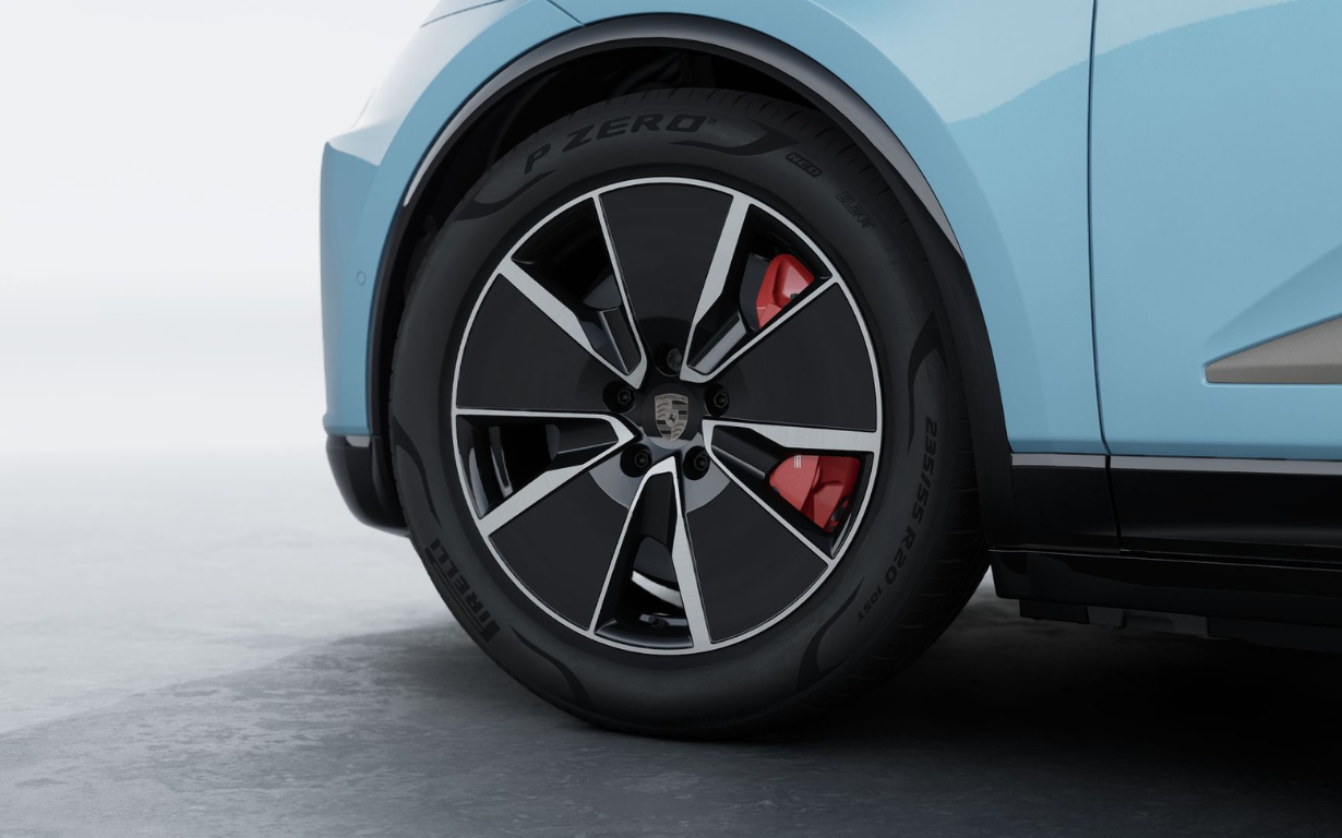 Porsche Macan Turbo 4