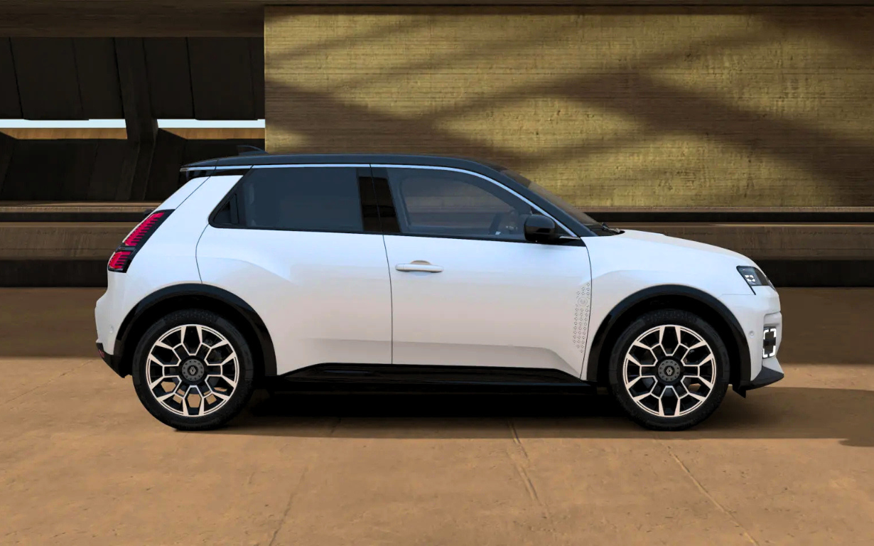 Renault 5 E-TECH Roland-Garros 3