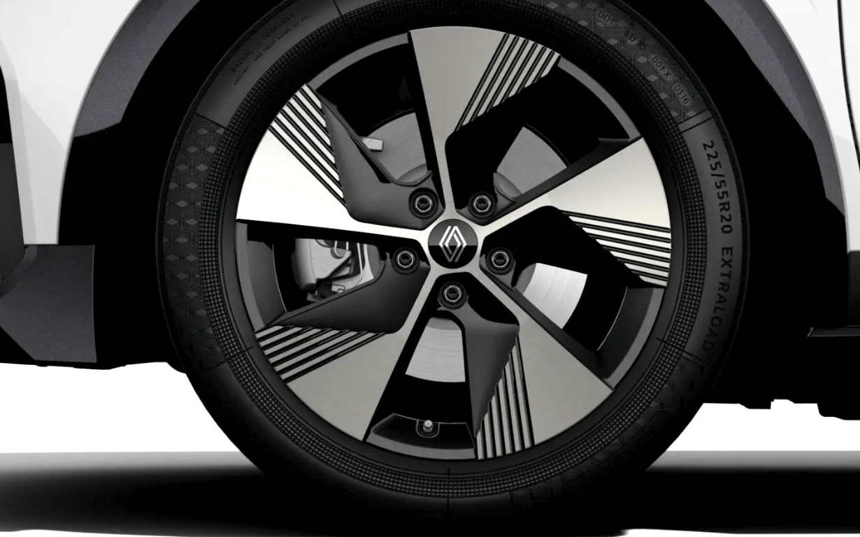 Renault Megane E-TECH Techno 4