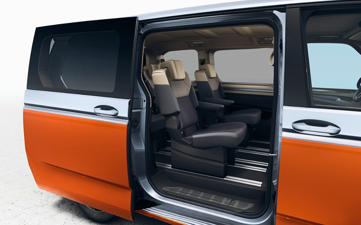 Volkswagen Multivan eHybrid Life 4MOTION 4