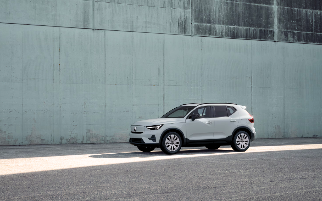 Volvo EX40 Core Twin Motor 7