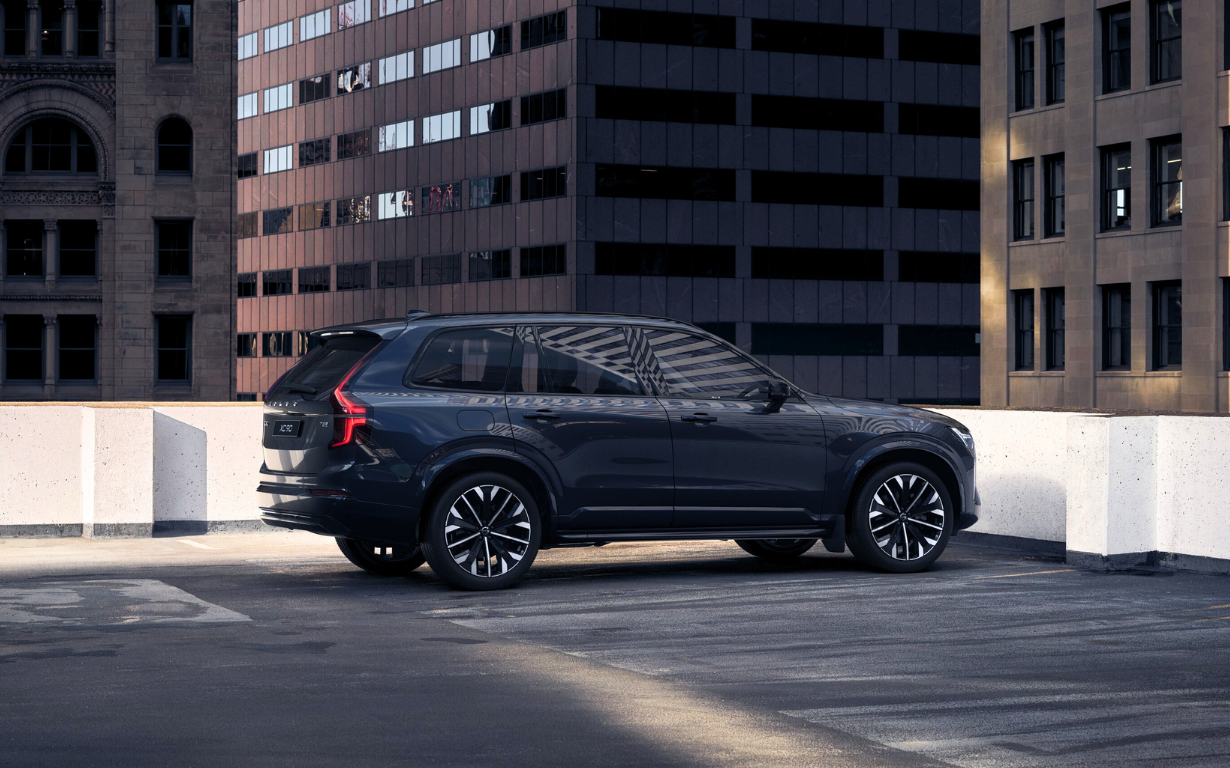 Volvo XC90 Ultra T8 AWD Ladbar Hybrid 6
