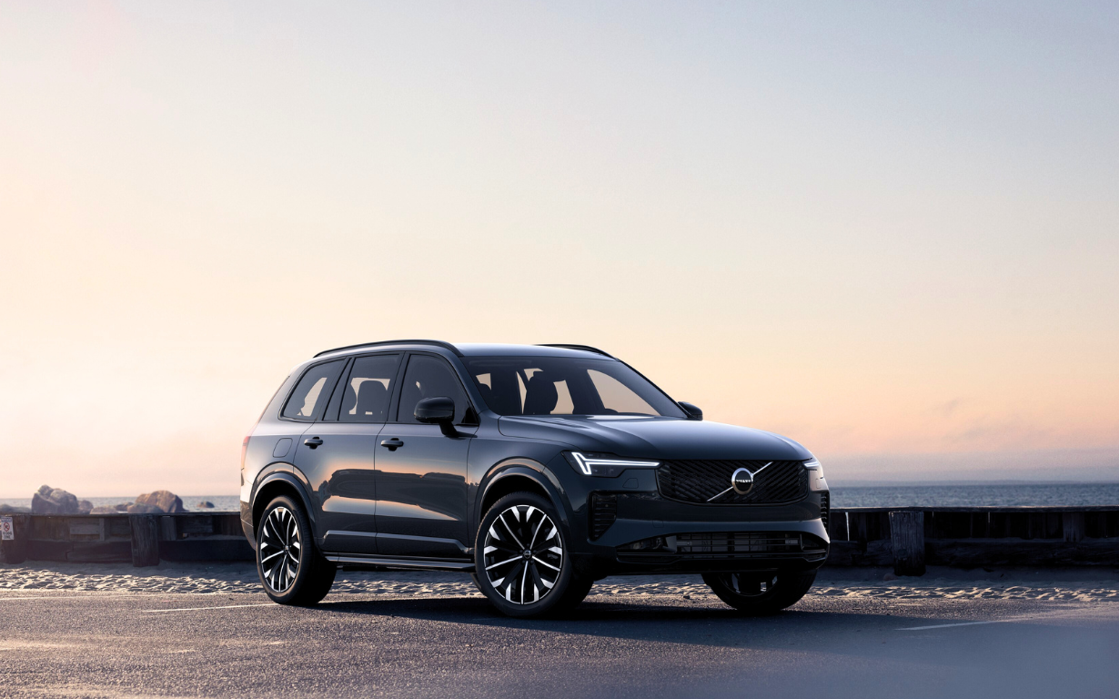 Volvo XC90 Ultra T8 AWD Ladbar Hybrid 7