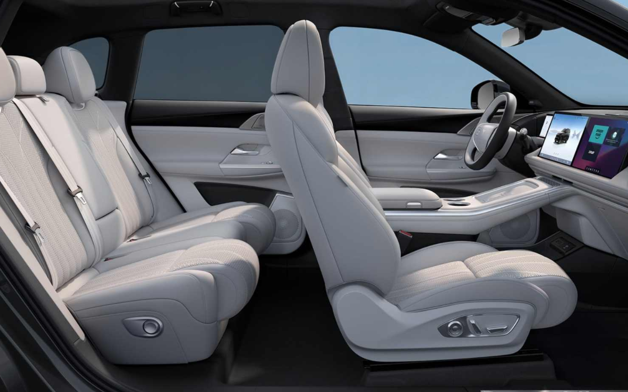 XPENG G9 RWD Standard Range 3