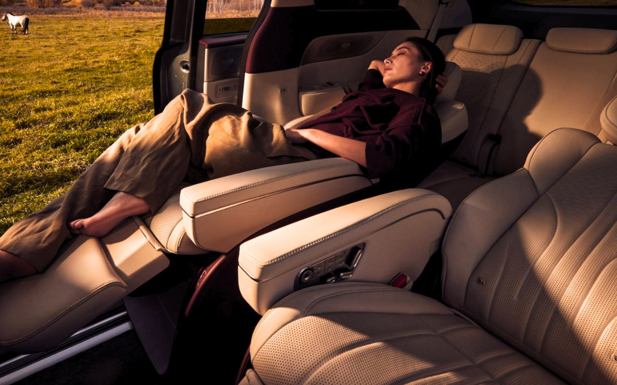 XPENG X9 AWD Performance 11