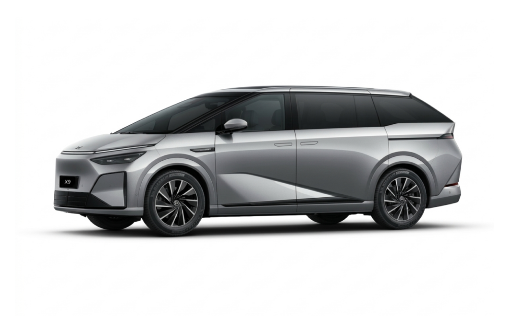 XPENG X9 FWD Standard Range