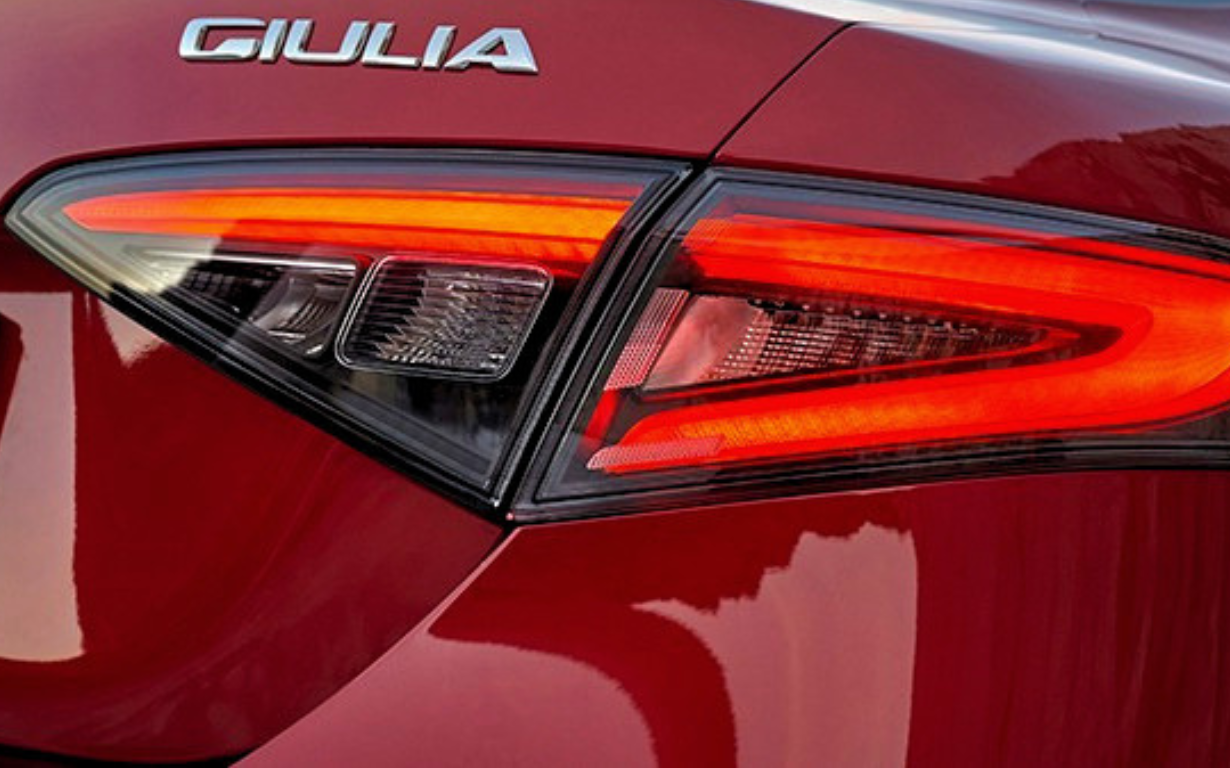 Alfa Romeo Giulia 4