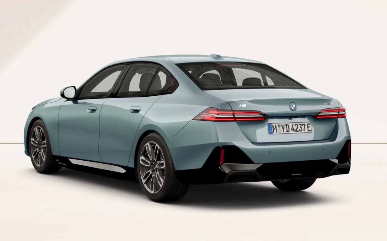 BMW i5 eDrive40 Active Edition M Sport Edition 3