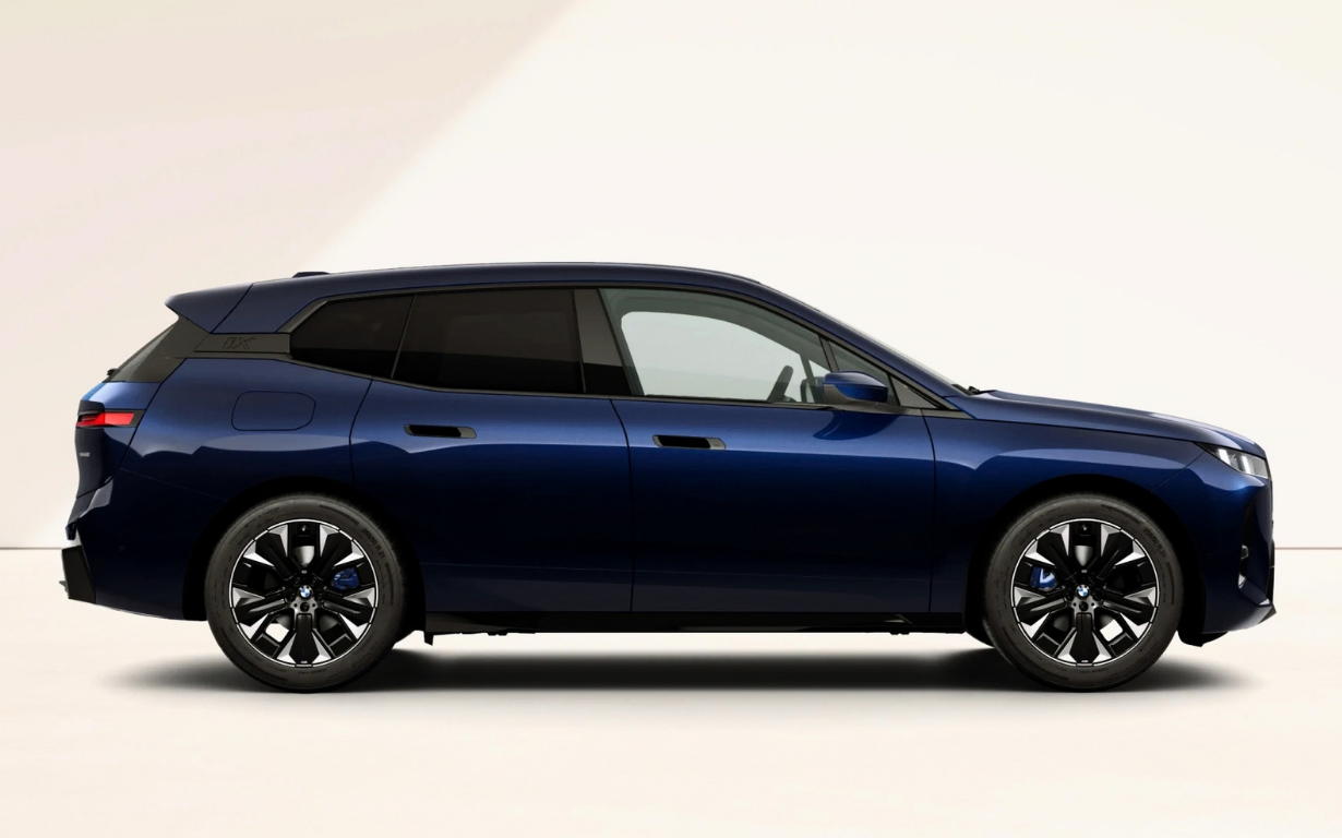 BMW iX60 xDrive60 Fully Charged M Sport 4