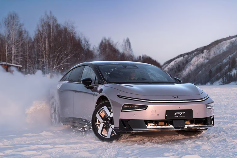 XPENG P7+: elektrisk sportssedan mot Tesla Model 3